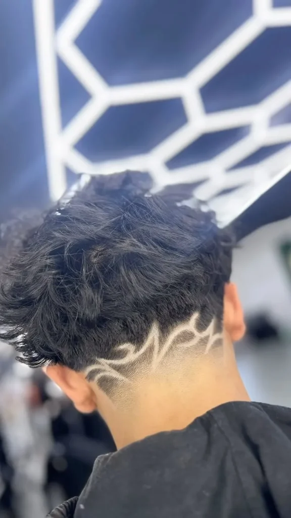 FREESTYLE DESIGN IN THE BACK